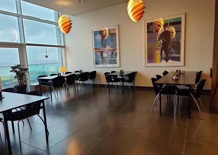 酒店 斯托贝尔特西纳图尔酒店及会议中心 尼堡